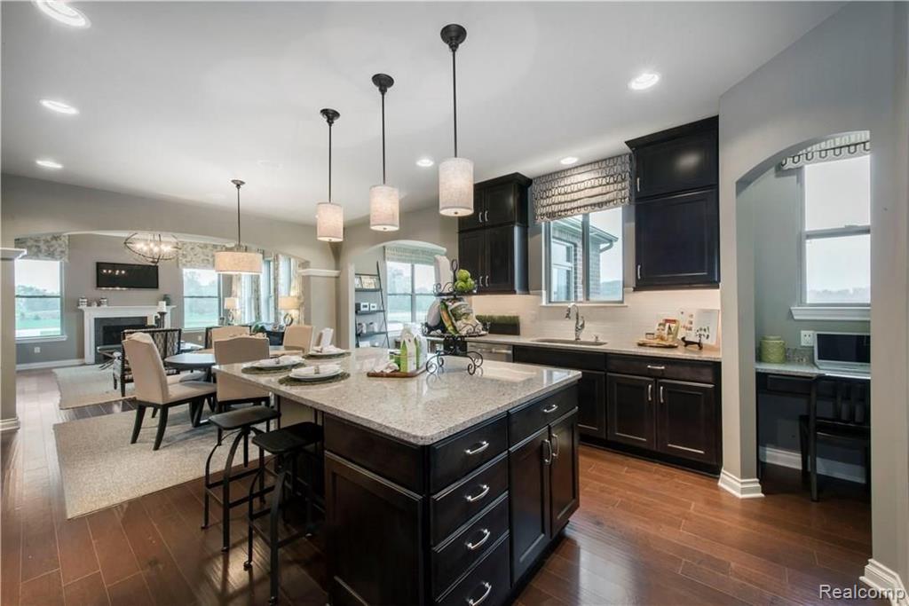 829 Balsam Circle Rochester Hills, MI 48307 - Photo 20 of 39