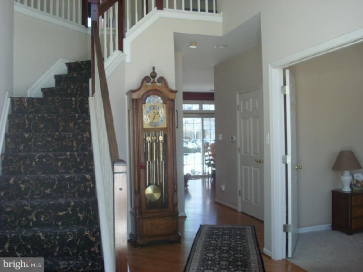 45 Albany Road Marlton, NJ 08053 - Photo 2 of 17 Foyer