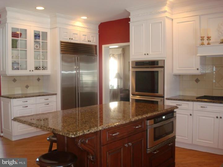 45 Albany Road Marlton, NJ 08053 - Photo 7 of 17 Kitchen