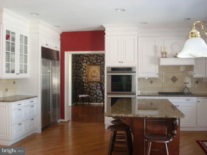 45 Albany Road Marlton, NJ 08053 - Photo 10 of 17 Kitchen