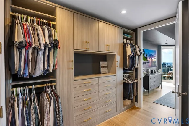 $1,250,000 | 301 Virginia Street, Unit U1808, Richmond, VA 23219