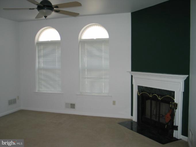 502 Southview Drive Riva, MD 21140 - Photo 14 of 30 Family Room