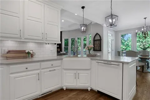 $1,359,000 | 1005 Autumn Close, Milton, GA 30004