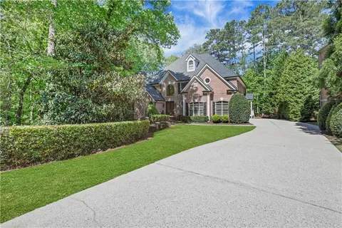 $1,359,000 | 1005 Autumn Close, Milton, GA 30004