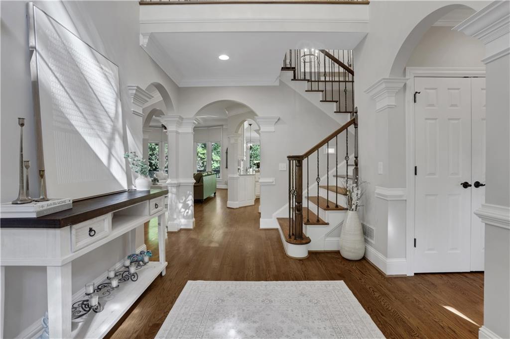 1005 Autumn Close Milton, GA 30004 - Photo 5 of 80