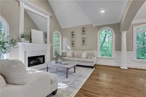 $1,359,000 | 1005 Autumn Close, Milton, GA 30004