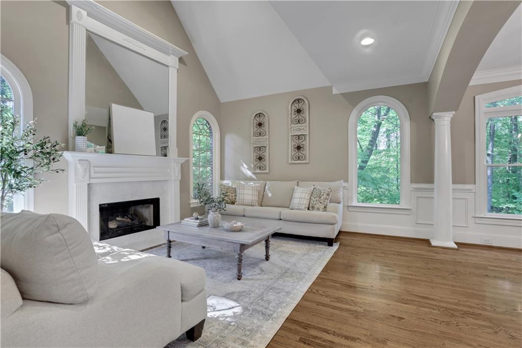 1005 Autumn Close Milton, GA 30004 - Photo 6 of 80