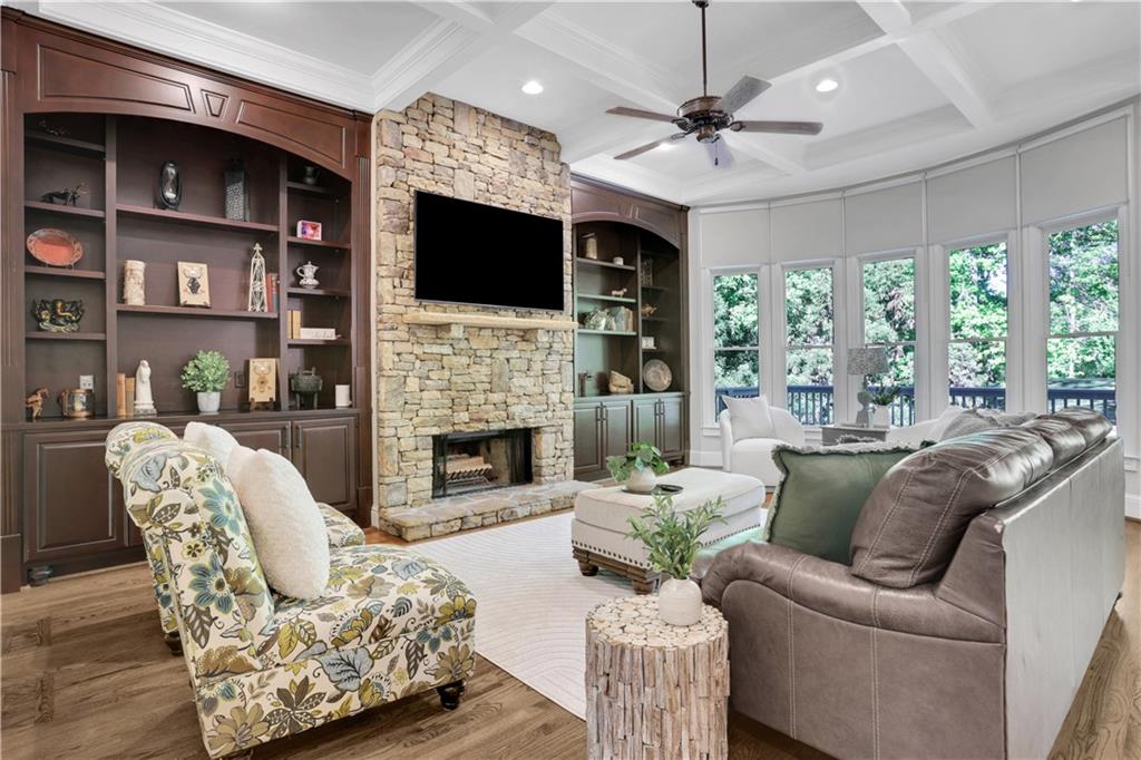 1005 Autumn Close Milton, GA 30004 - Photo 10 of 80