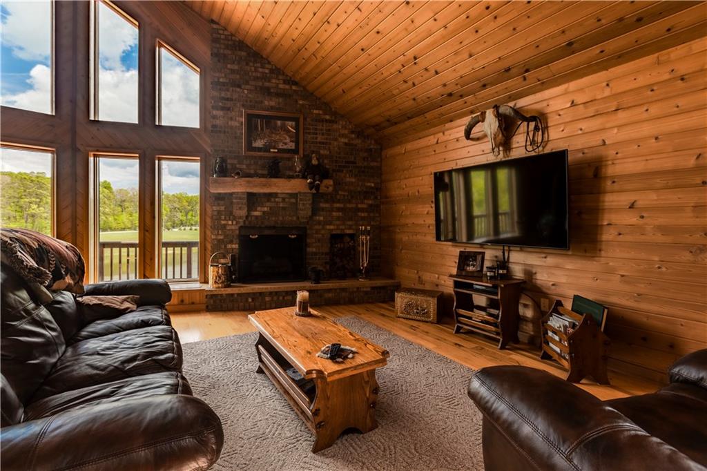 365 Nelson Road Farmington, PA 15437 - Photo 5 of 20 Gallery Image 5