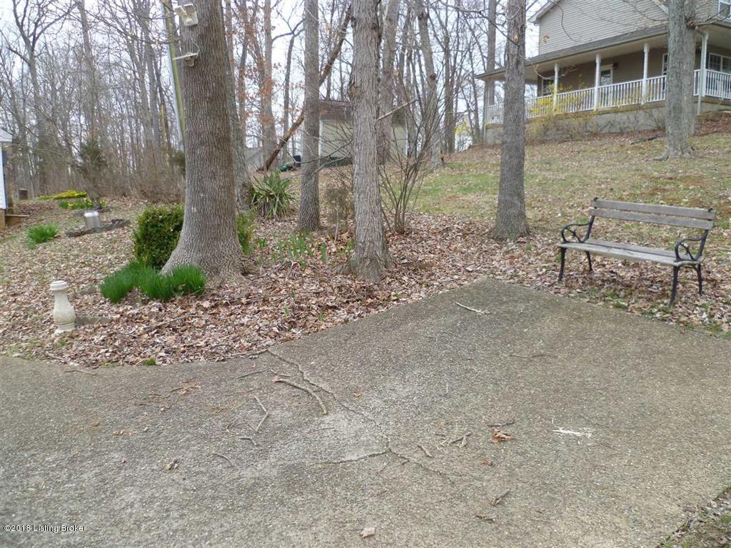 427 Hampton Road Brandenburg, KY 40108 - Photo 34 of 35 28