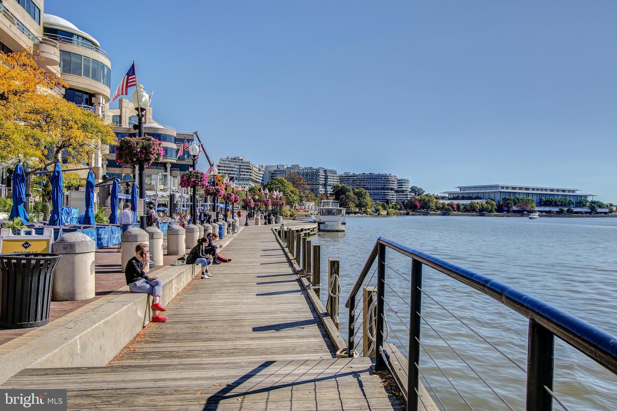 1080 Wisconsin Avenue Northwest, Unit 3002 Washington, DC 20007 - Photo 37 of 38 a view of pathway along with seating space