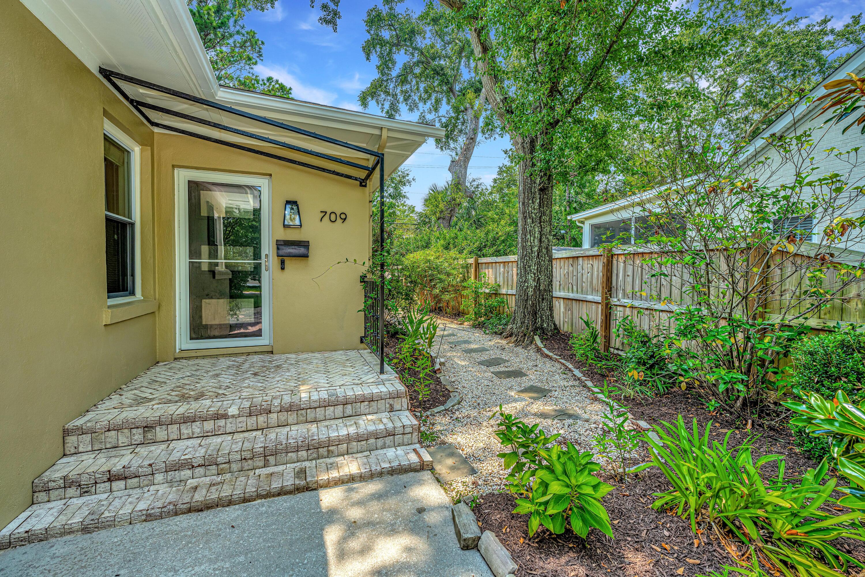 709 Parish Road Charleston, SC 29407 - Photo 4 of 49 709ParishRd005