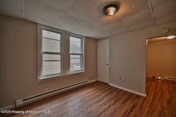 $1,170 | 78 Kidder Street, Wilkes Barre, PA 18702