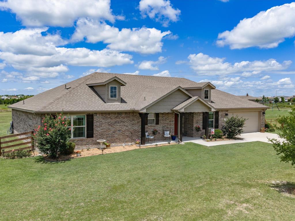 222 Hillcrest Lane Decatur, TX 76234 - Photo 2 of 29