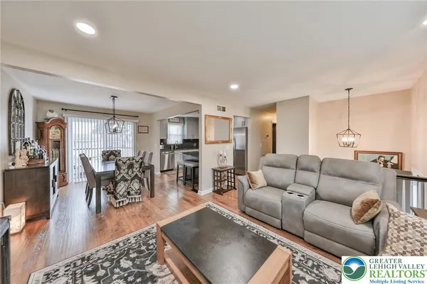 $489,900 | 443 Arlington Street, Easton, PA 18045