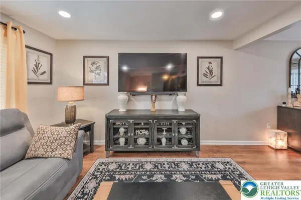 $489,900 | 443 Arlington Street, Easton, PA 18045