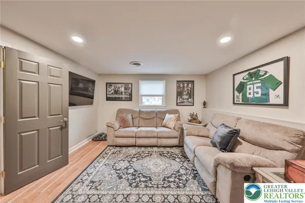 $489,900 | 443 Arlington Street, Easton, PA 18045