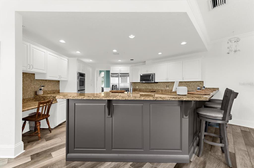 2002 Alexis Court Tarpon Springs, FL 34689 - Photo 30 of 100