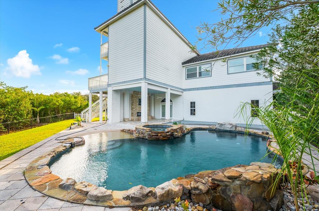 2002 Alexis Court Tarpon Springs, FL 34689 - Photo 72 of 100