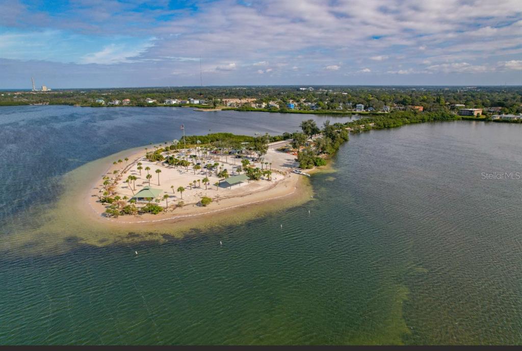 2002 Alexis Court Tarpon Springs, FL 34689 - Photo 100 of 100