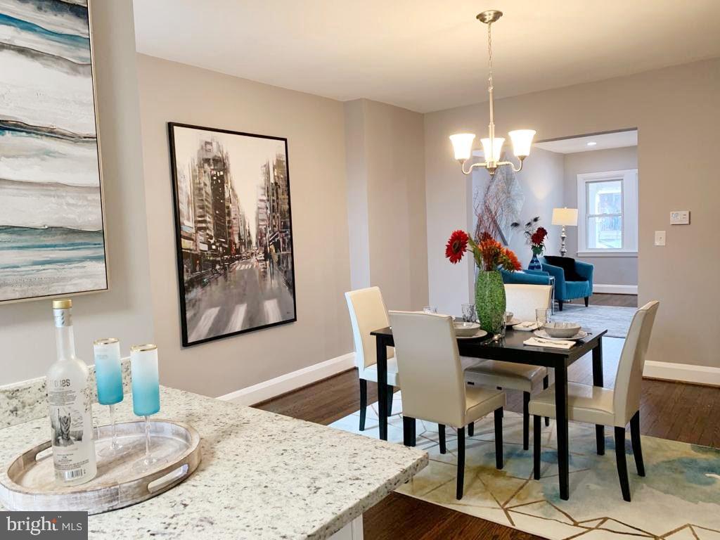 4018 Woodridge Road Baltimore, MD 21229 - Photo 1 of 7 Dining Area