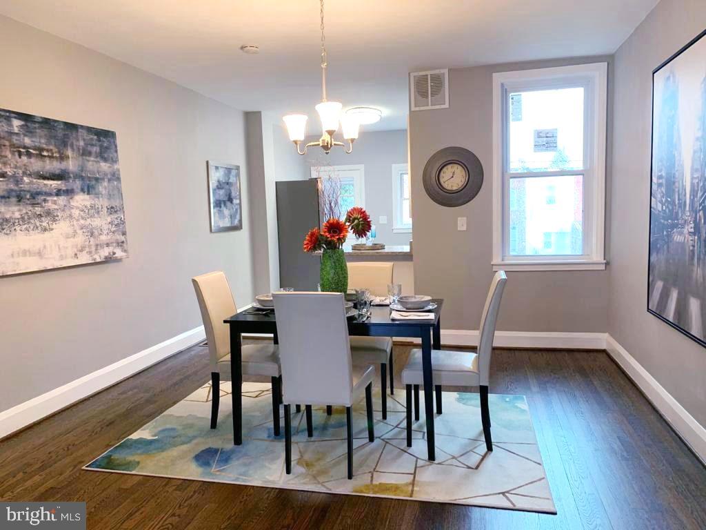 4018 Woodridge Road Baltimore, MD 21229 - Photo 5 of 7 Gallery Image 5