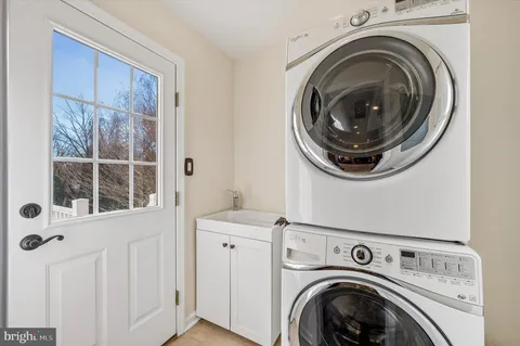 $850,000 | 2312 Patricia Drive, Broomall, PA 19008