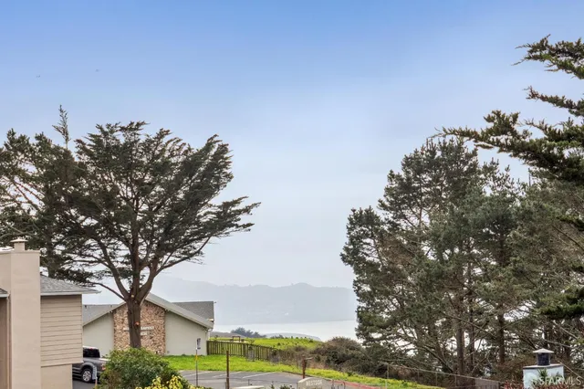 $1,199,000 | 370 Horizon Way, Pacifica, CA 94044