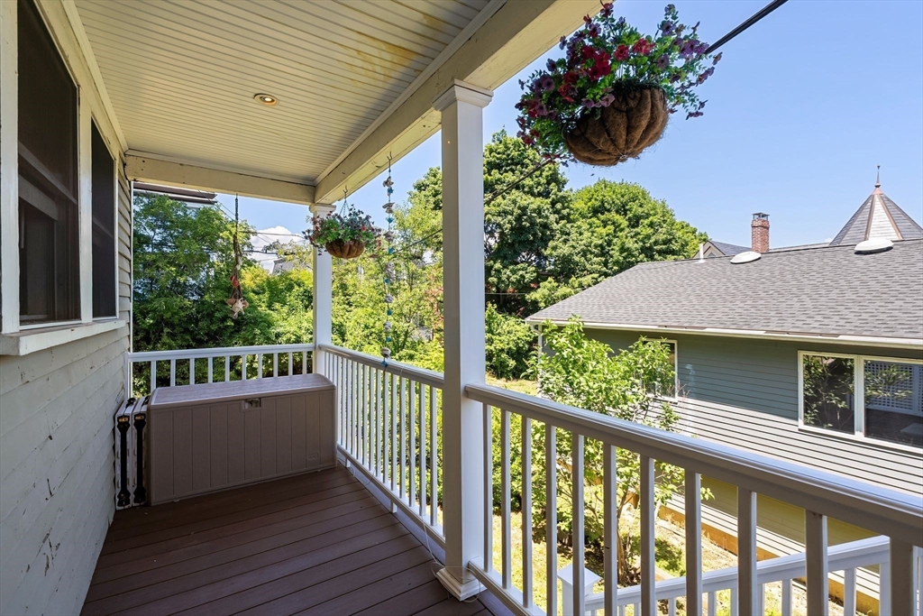 17 Windermere Road Boston, MA 02125 - Photo 13 of 38