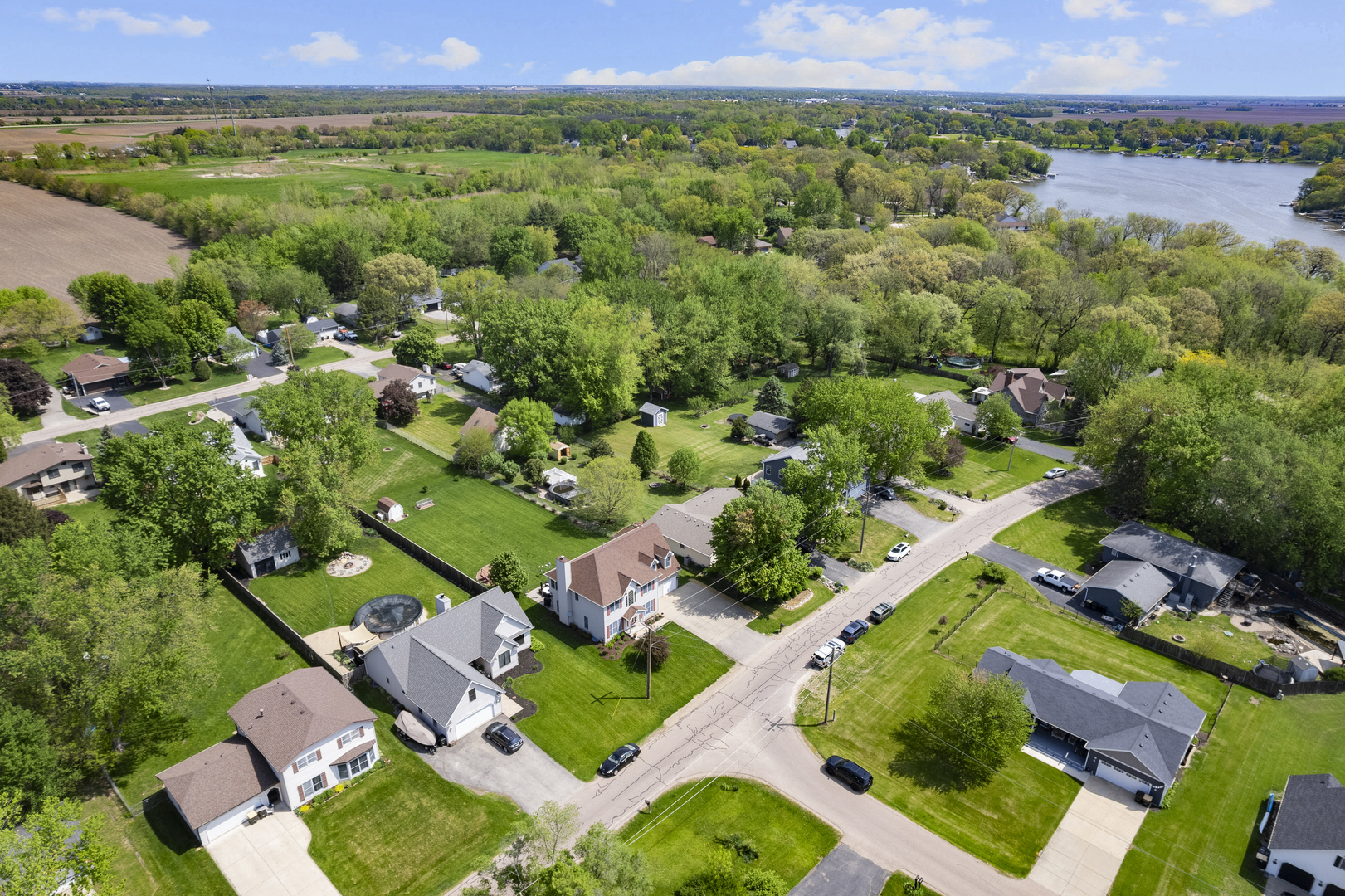1139 Karen Drive Lake Holiday, IL 60552 - Photo 3 of 54