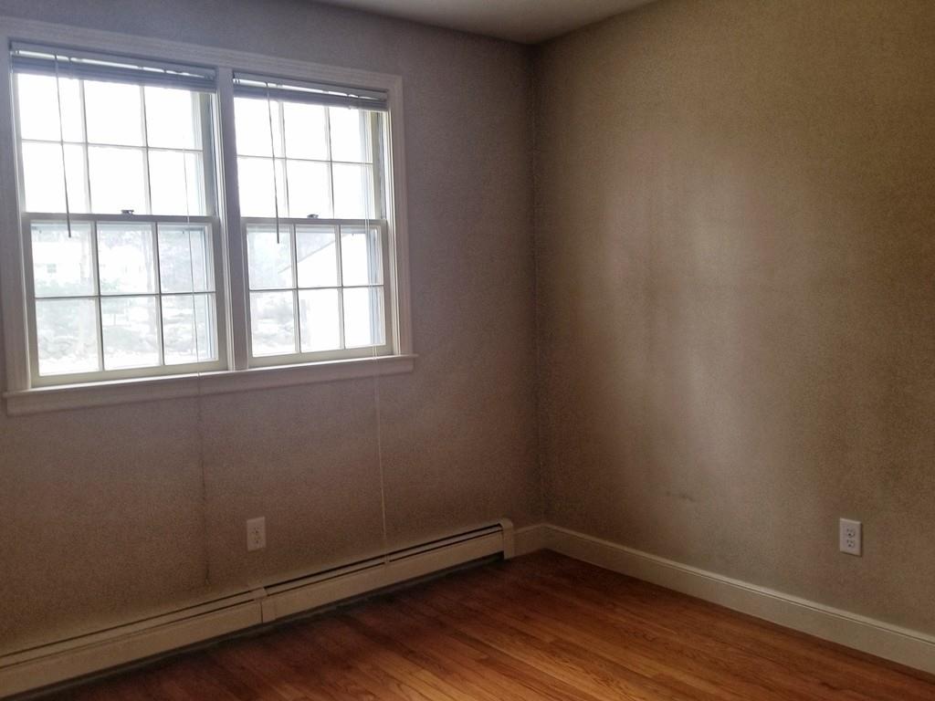 40 Whitewood Road Milford, MA 01757 - Photo 8 of 12 Gallery Image 8