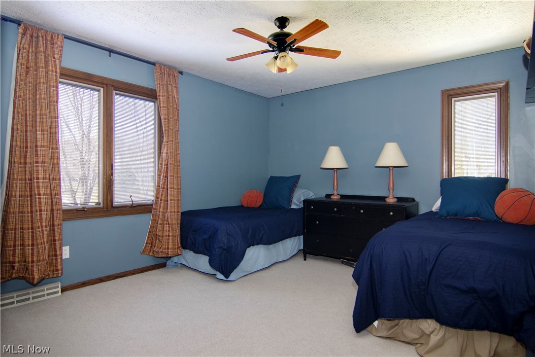 1279 South Hametown Road Akron, OH 44321 - Photo 15 of 30