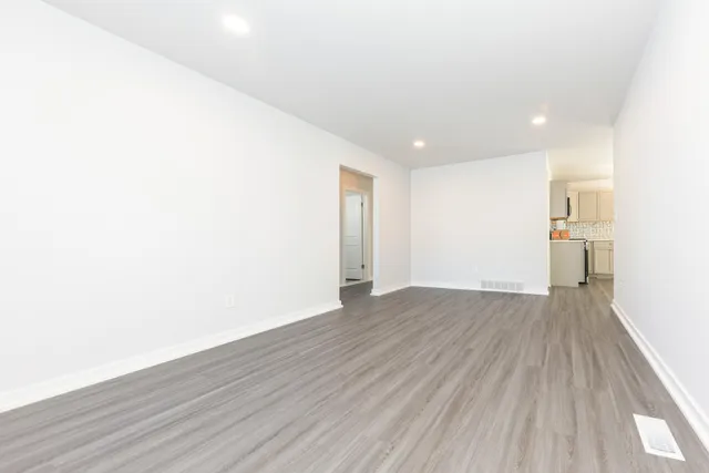 $375,000 | 38393 Mason Street, Livonia, MI 48154