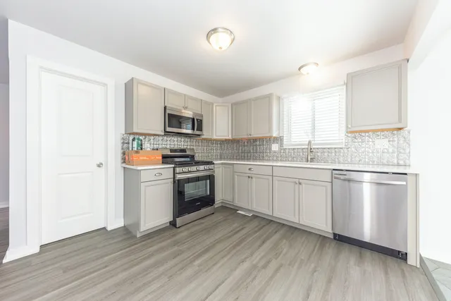 $375,000 | 38393 Mason Street, Livonia, MI 48154