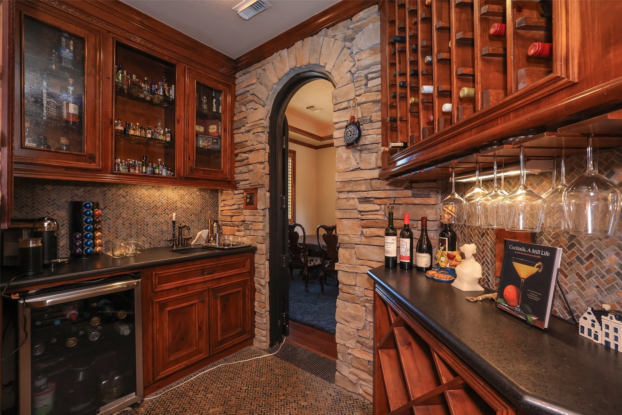 22 Post Shadow Estate Drive Spring, TX 77389 - Photo 26 of 50 a kitchen with lots of counter top space