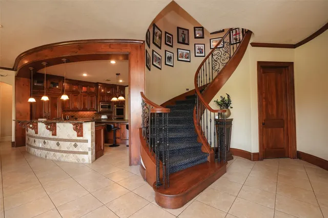 $2,800,000 | 22 Post Shadow Estate Drive, Spring, TX 77389