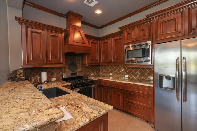 $2,800,000 | 22 Post Shadow Estate Drive, Spring, TX 77389