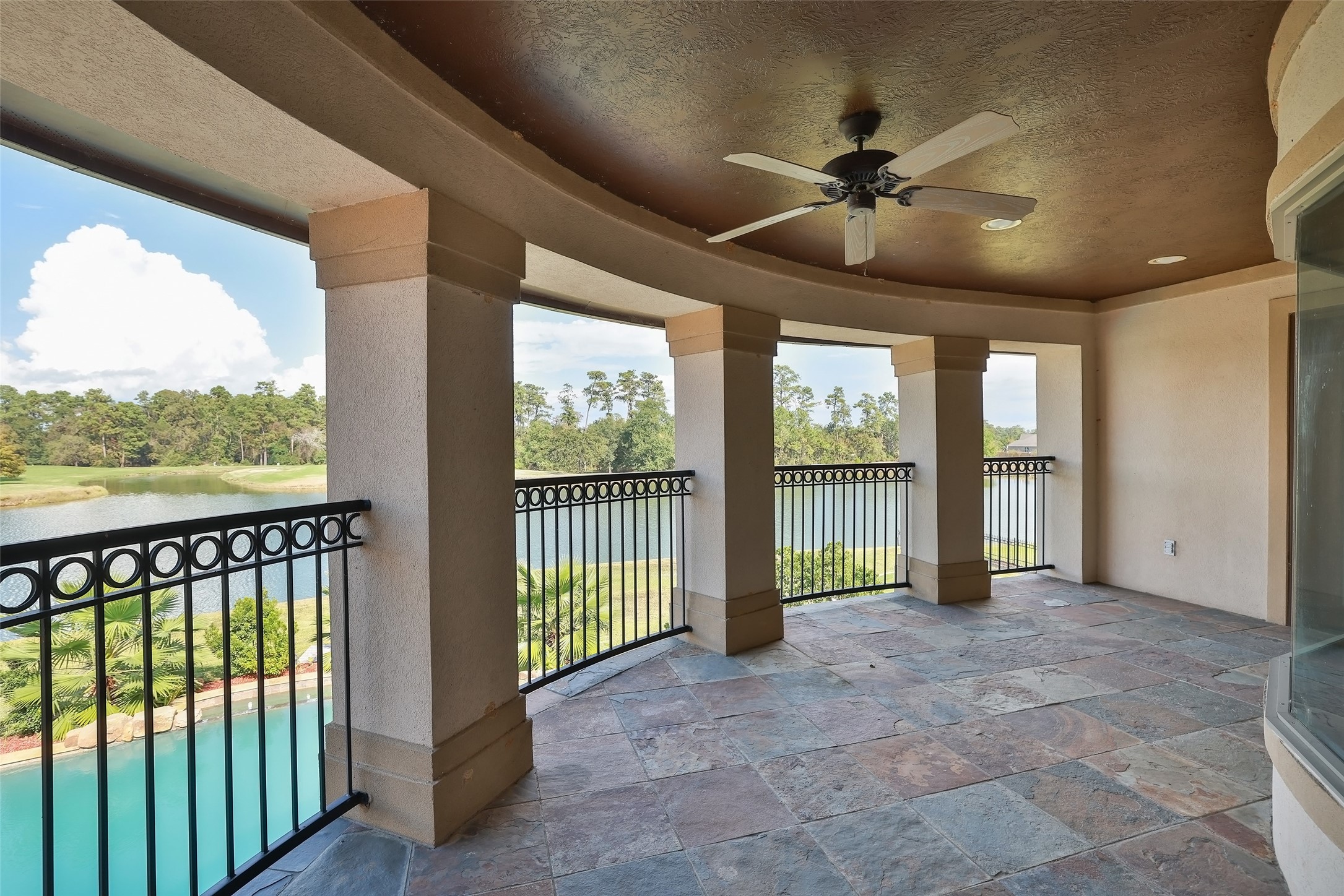 22 Post Shadow Estate Drive Spring, TX 77389 - Photo 8 of 50