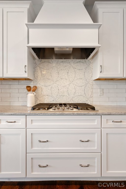 3812 Millmount Drive Powhatan, VA 23139 - Photo 18 of 48 a stove top oven sitting inside of a kitchen