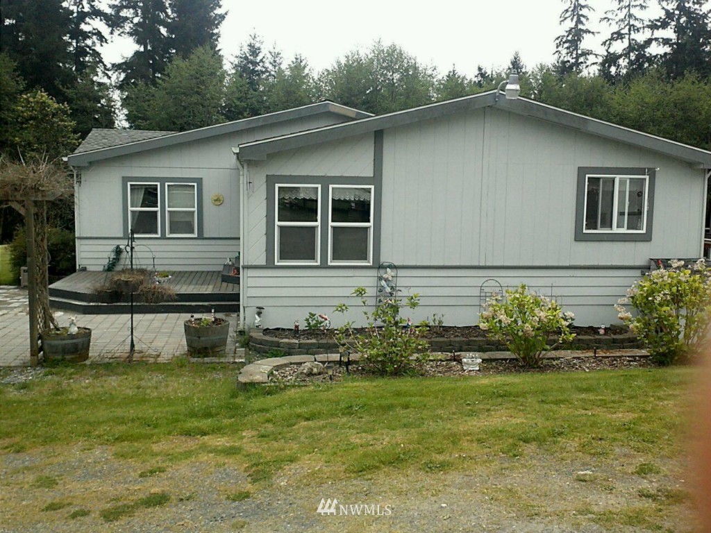 6738 Cultus Bay Road Clinton, WA 98236 - Photo 1 of 1 Gallery Image 1