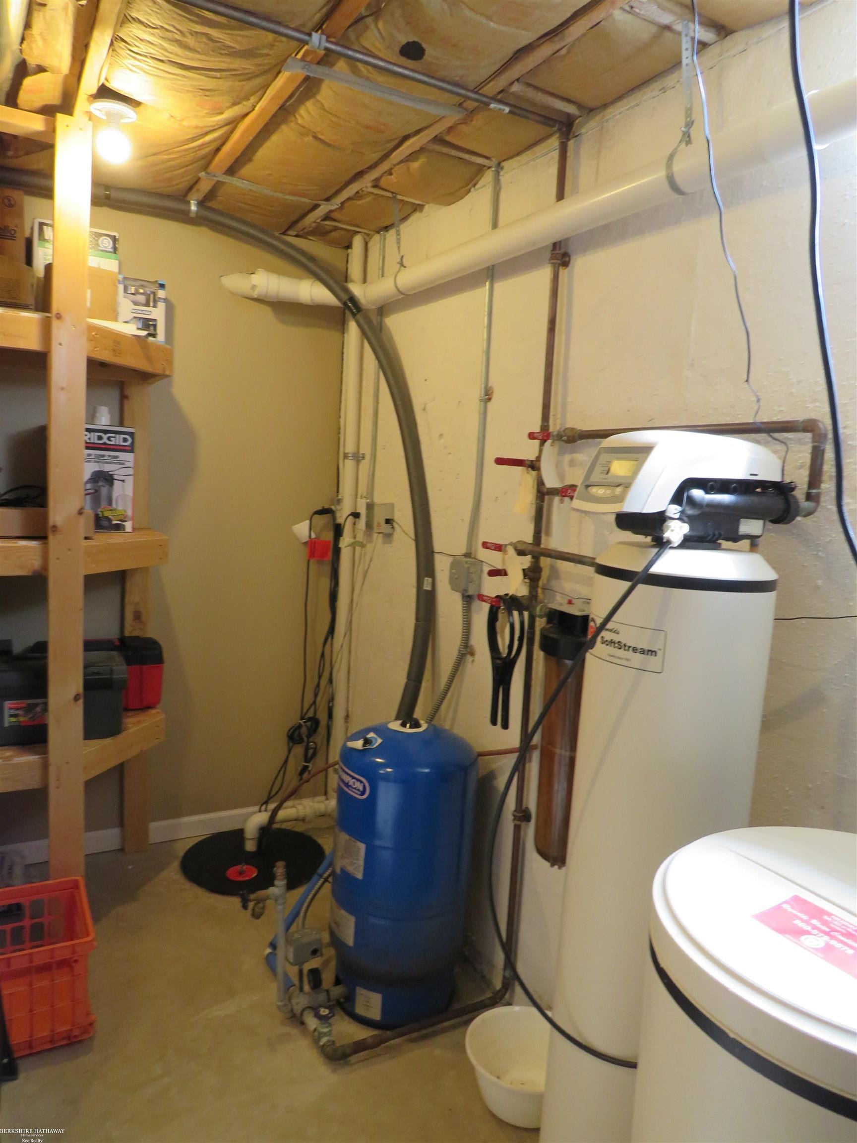 17201 Armada Center Road Armada, MI 48005 - Photo 30 of 33