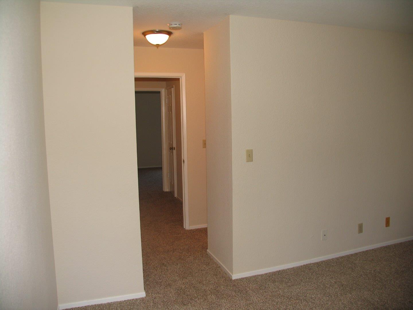 1555 Hecker Pass Road, Unit C102 Gilroy, CA 95020 - Photo 12 of 33 Gallery Image 12