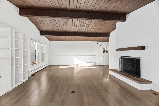 $690,000 | 537 County Line Road, Highland Park, IL 60035