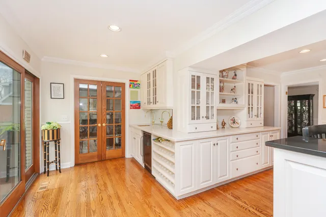 $1,070,000 | 1866 South Wilson Drive, Lake Forest, IL 60045