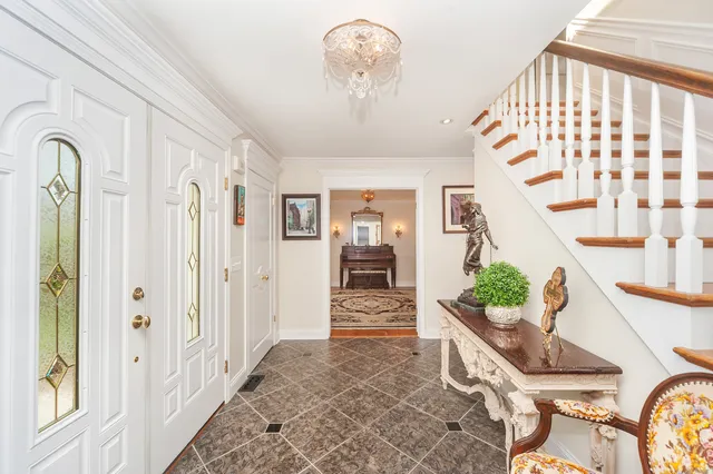 $1,070,000 | 1866 South Wilson Drive, Lake Forest, IL 60045