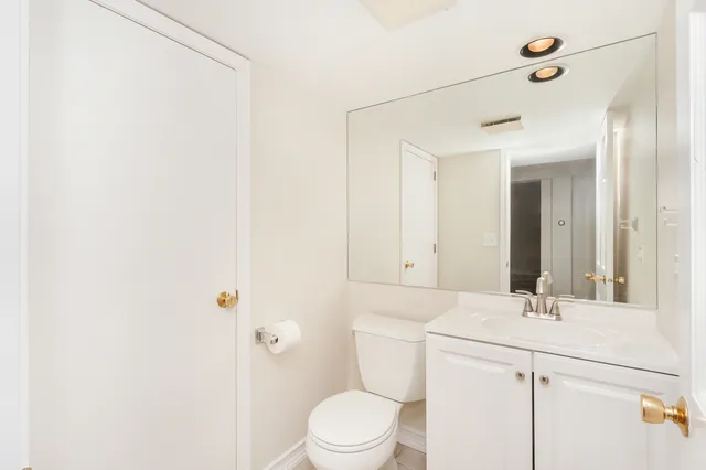 $1,070,000 | 1866 South Wilson Drive, Lake Forest, IL 60045