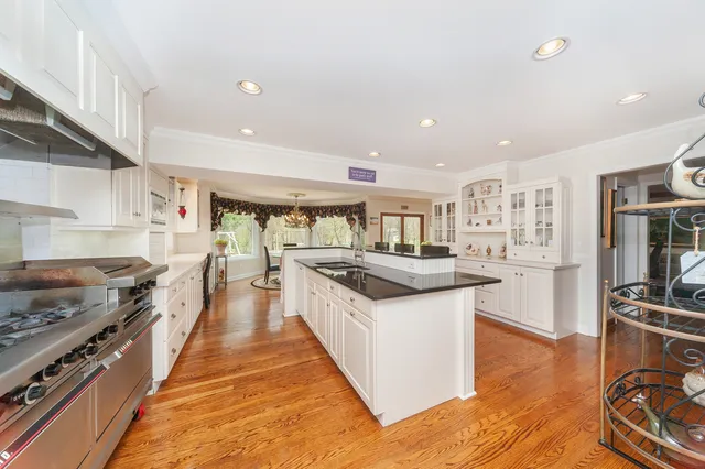 $1,070,000 | 1866 South Wilson Drive, Lake Forest, IL 60045