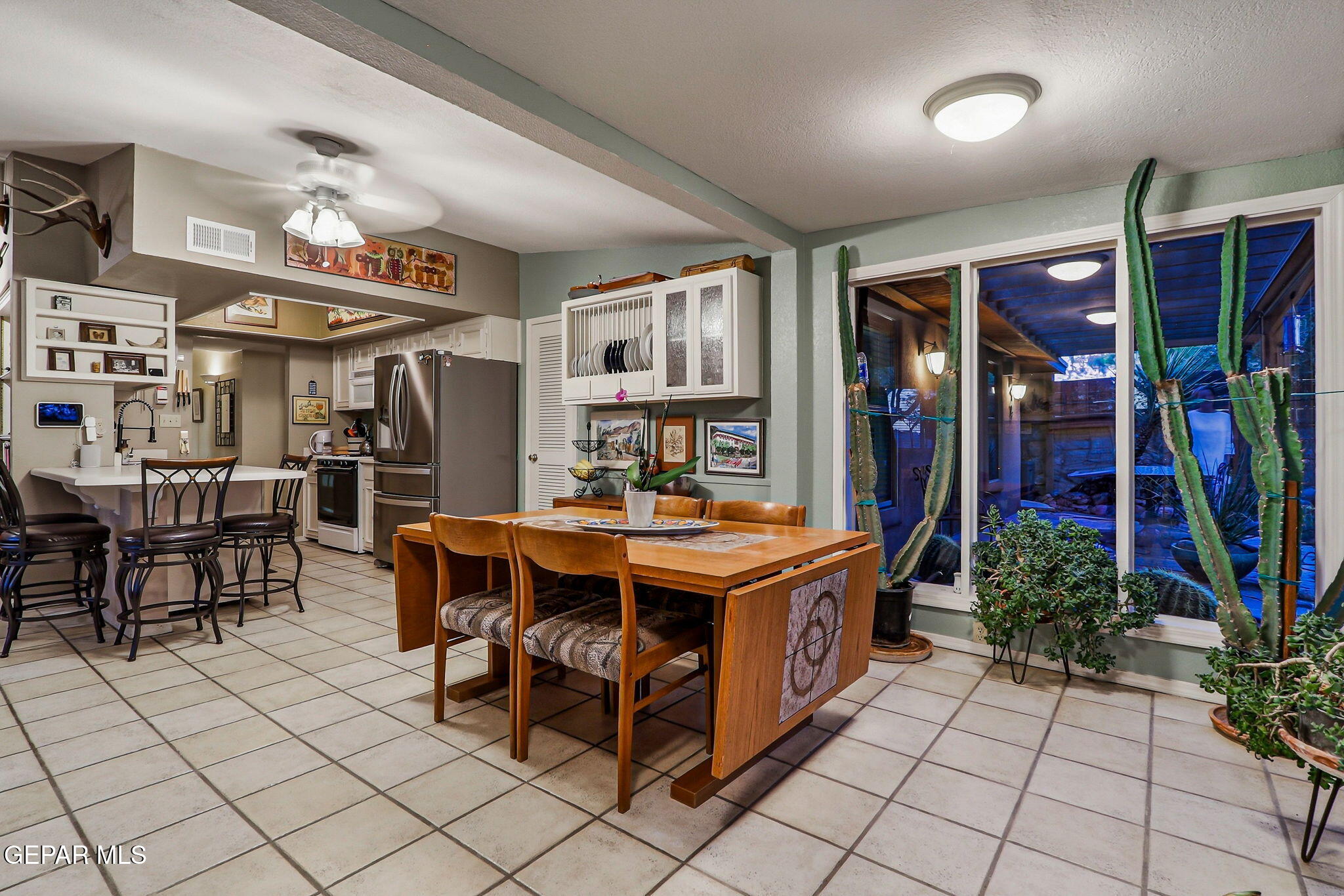 8713 Lakehurst Road El Paso, TX 79912 - Photo 11 of 47 37-web-or-mls-IMG_7340