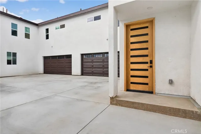 a view of entryway with stairs