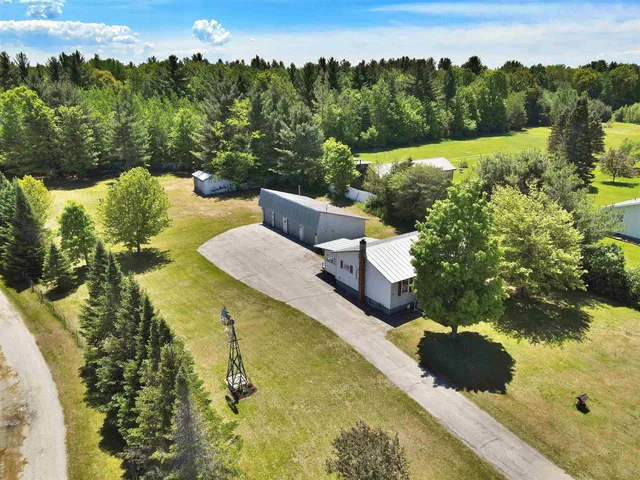 $399,900 | 4054 Highway 78, Highgate, VT 05459